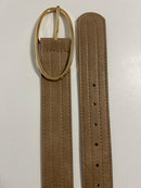 Cinto com Pesponto e Fivela Oval Dourada| Tamanho Único