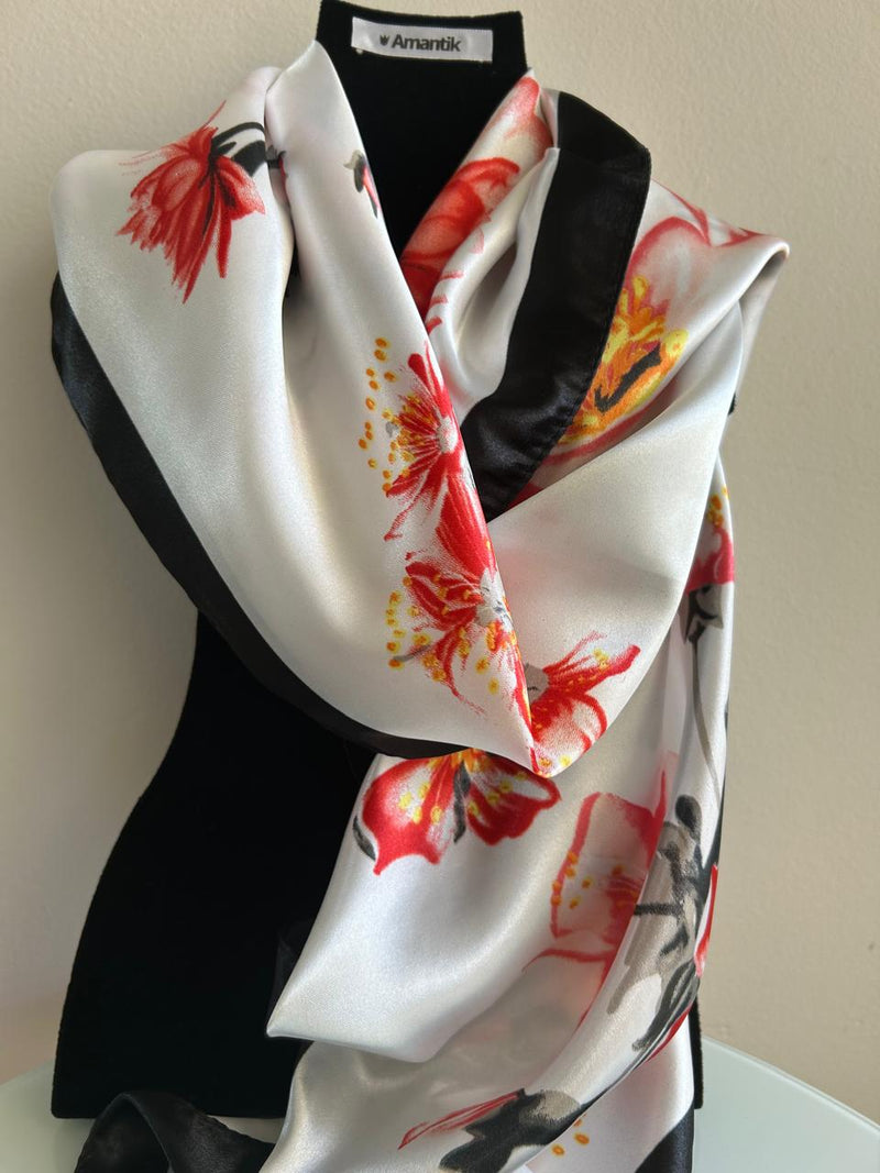 Lenço Floral Clássico quadrado cetim com toque de seda  | 90x90